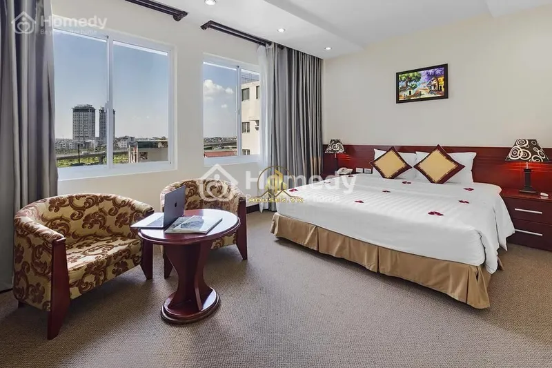 Hình ảnh dự án Hoa Đào Hotel Dự án Hoa Đào Hotel tọa lạc tại số 713 đường Lạc Long Quân, phường Phú Thượng, quận Tây Hồ, thành phố Hà Nội
