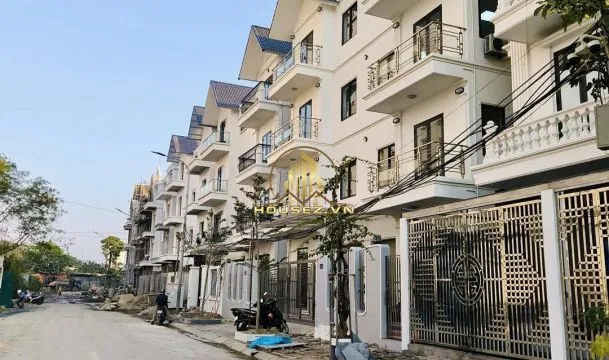 Hình ảnh dự án Khu biệt thự nhà vườn Apromaco  (hay còn gọi là Shop Villas Apromaco Đền Lừ) tọa lạc tại ô đất ĐNV2 thuộc khu di dân Đền Lừ III, phường Hoàng Văn Thụ, quận Hoàng Mai, Hà Nội