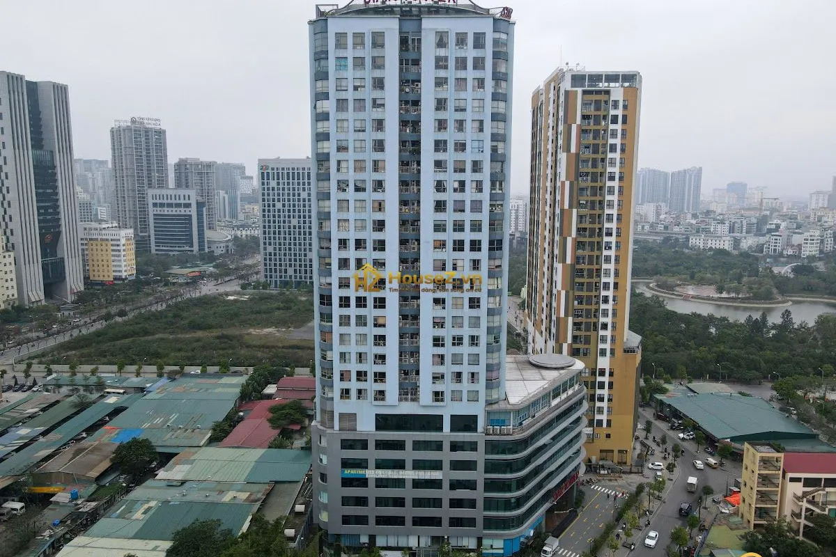 Star Tower (Tòa tháp Ngôi Sao)